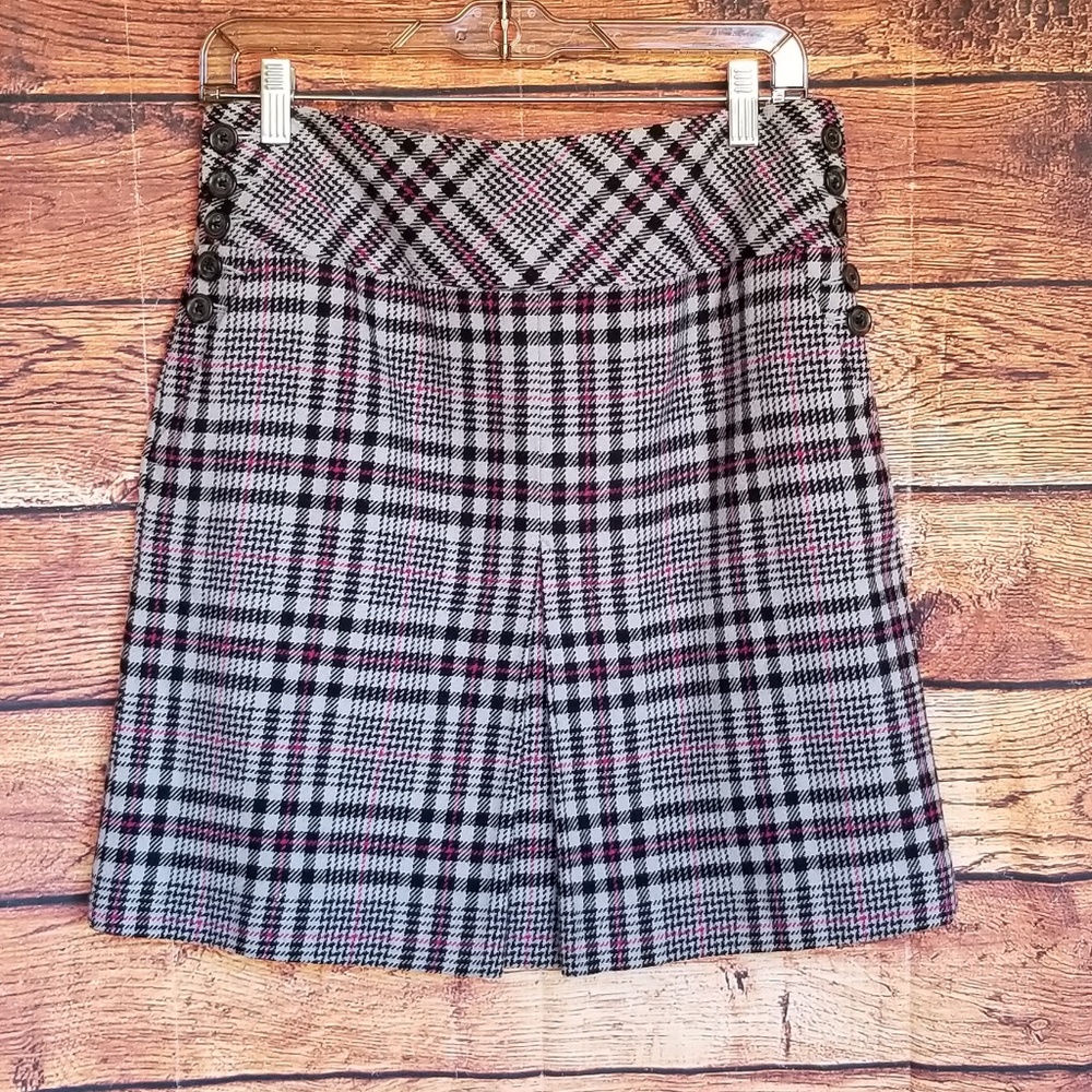 NWOT Ann Taylor plaid skirt size 6